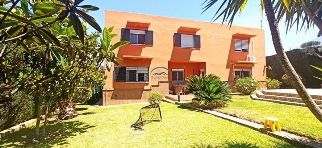 Chalet en venta en Ginés, Pueblo photo 0