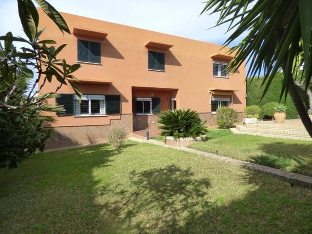 Chalet en venta en Espartinas, Espartinas photo 0