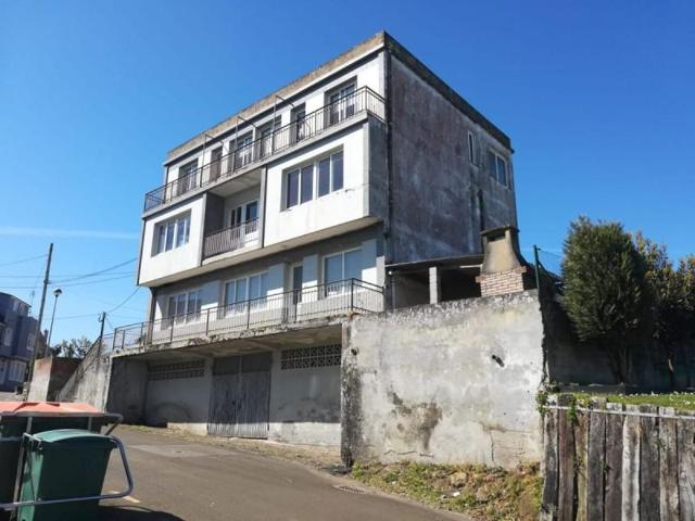 Edificio en venta en Oleiros, Oleiros photo 0