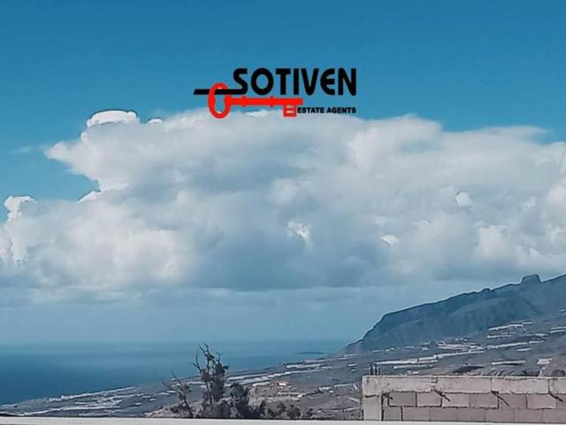 Adosada en venta en Adeje, Tijoco Bajo photo 0