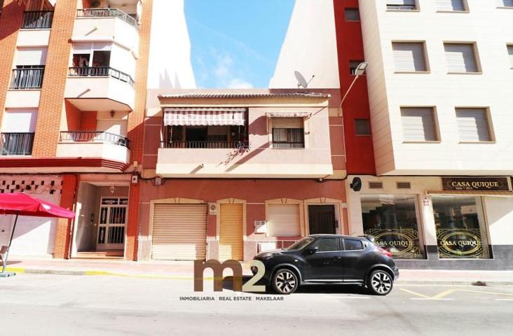 Apartamento en venta en Guardamar del Segura photo 0