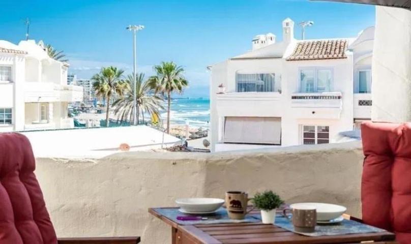 Piso en venta en Benalmádena, Puerto Marina photo 0