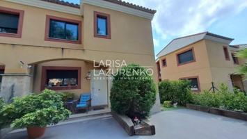 Adosada en venta en Mont-roig del Camp, Urb. Terres Noves - Club de Golf Bonmont photo 0