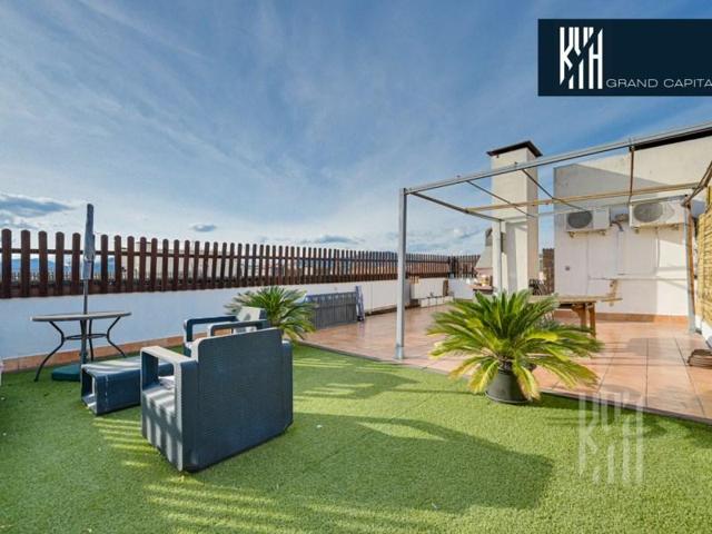 Piso en venta en Girona photo 0