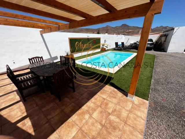 Chalet en venta en Tuineje photo 0