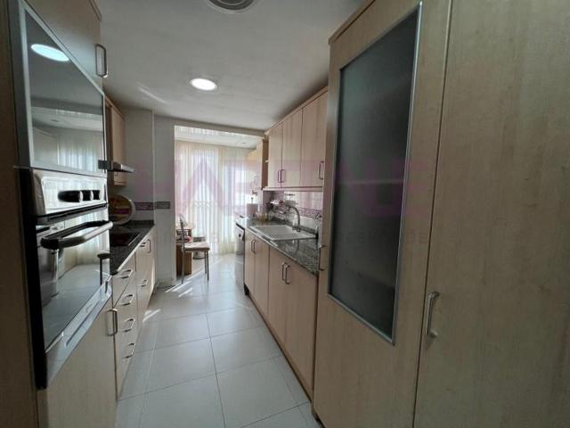 Piso en venta en Valencia, Benimaclet photo 0