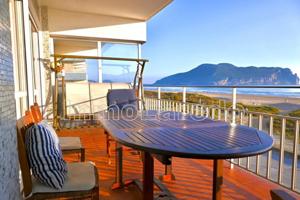 Piso en venta en Laredo, Primera Linea photo 0