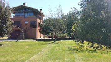 Casa en venta en Vilanova de la Barca, Cataluna photo 0