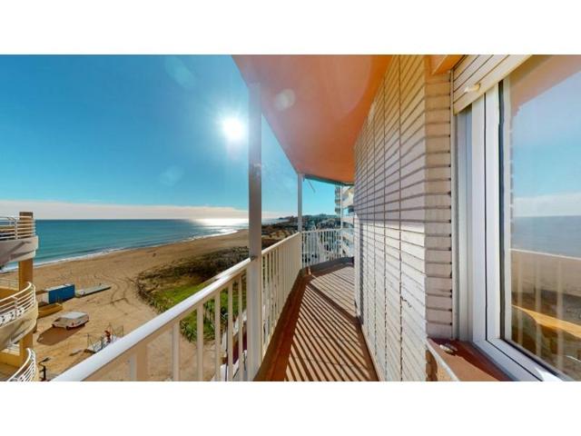 Apartamento en venta en Torrevieja photo 0