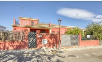 Chalet en venta en Espartinas, Espartinas photo 0