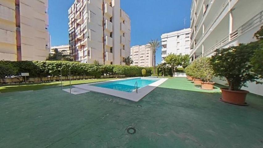 Apartamento en venta en Marbella, Marbella photo 0