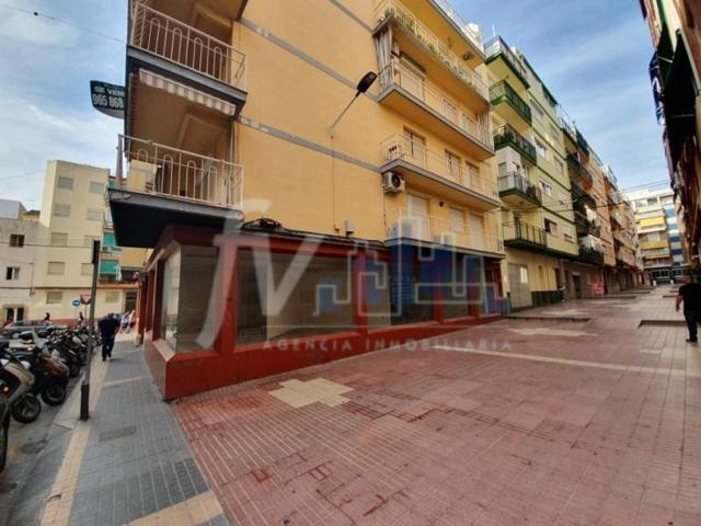 Local comercial en venta en Benidorm photo 0
