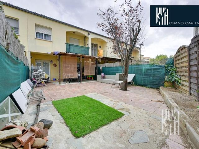 Casa en venta en Sarrià de Ter photo 0