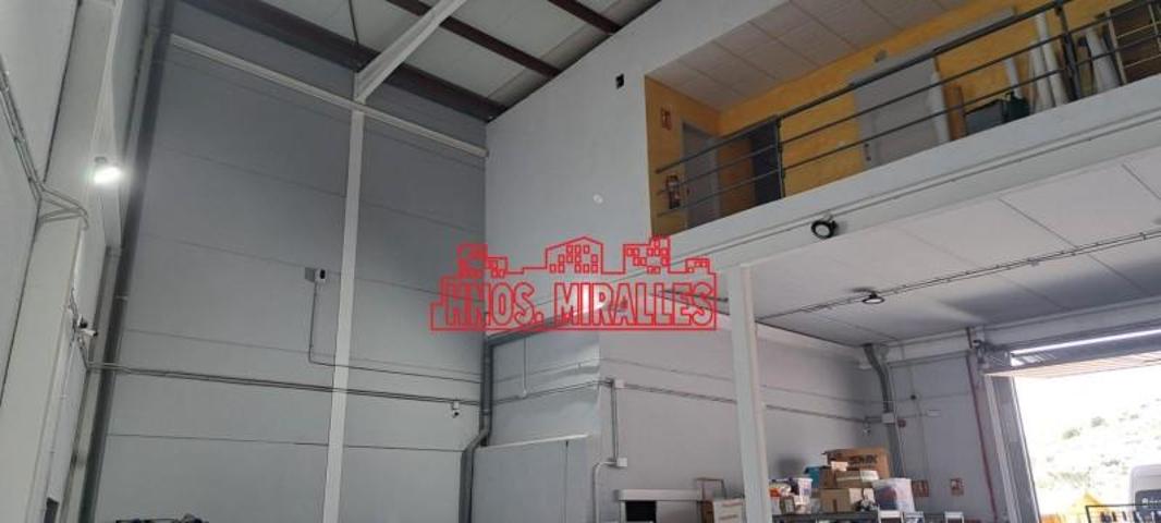 Nave industrial en venta en Aspe, Pedanías Este photo 0