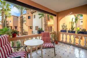 Piso en venta en Torrevieja, Las Calas - Los Frutales photo 0