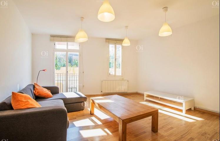 Apartamento en venta en Barcelona photo 0