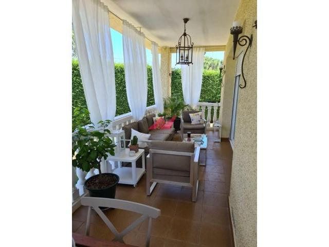 Casa con terreno en venta en Nuevo Baztán photo 0