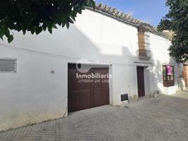 Casa en venta en Utrera, Centro - La Corredera photo 0