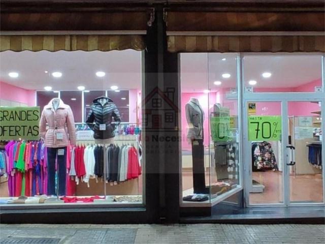 Local comercial en venta en Úbeda photo 0