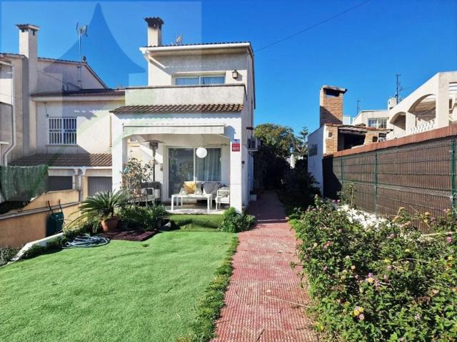 Bungalow en venta en Cambrils photo 0