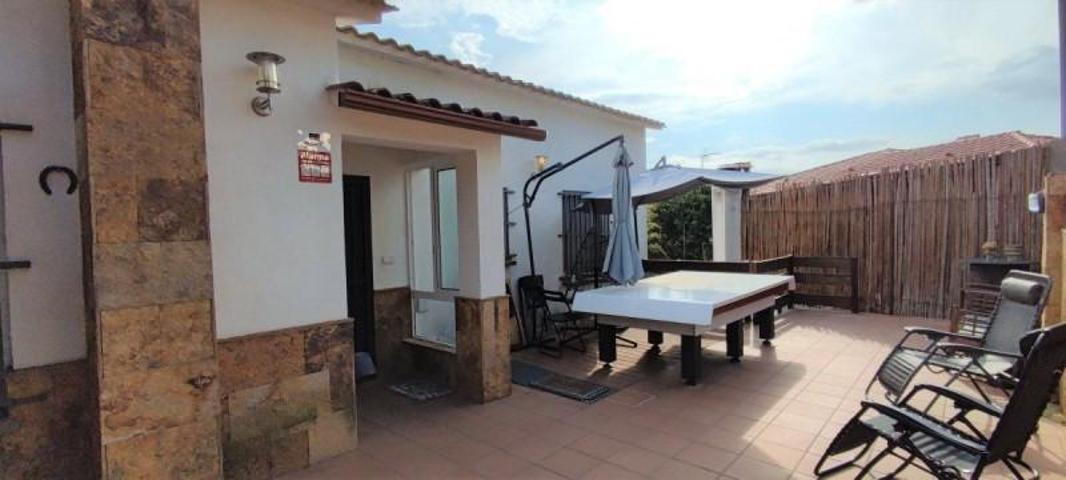 Casa en venta en Sant Fost de Campsentelles, La Conreria photo 0