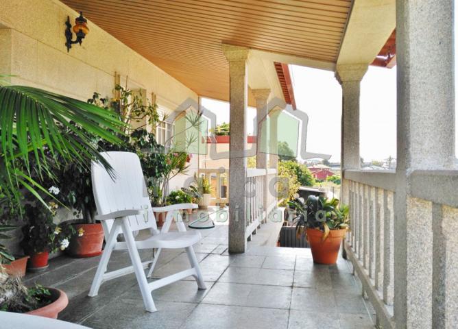 Casa en venta en Redondela, Redondela photo 0