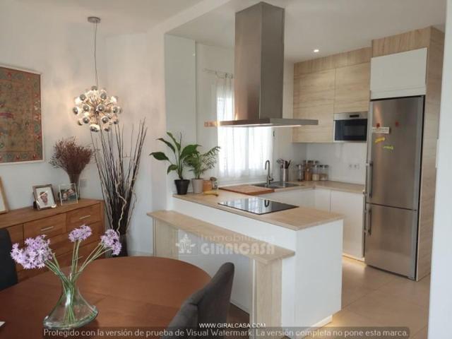 Chalet en venta en Carmona, Urbanizaciones - Camposol photo 0