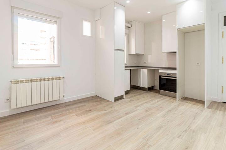 Apartamento en venta en Madrid, SALAMANCA photo 0