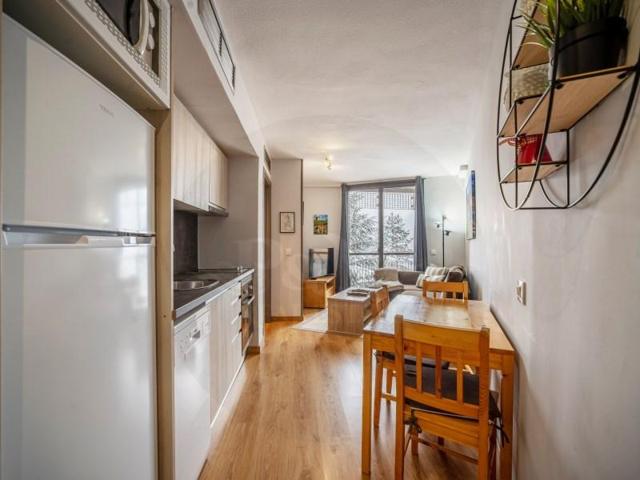 Apartamento en venta en Naut Aran photo 0