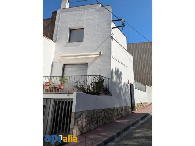 Casa en venta en Lloret de Mar photo 0