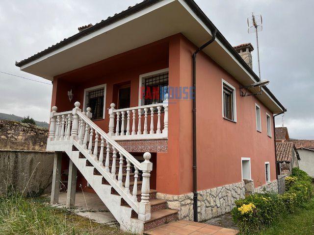 Casa en venta en Villaviciosa, Camoca photo 0