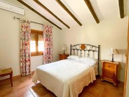 Piso en venta en Iznájar, Iznájar photo 0