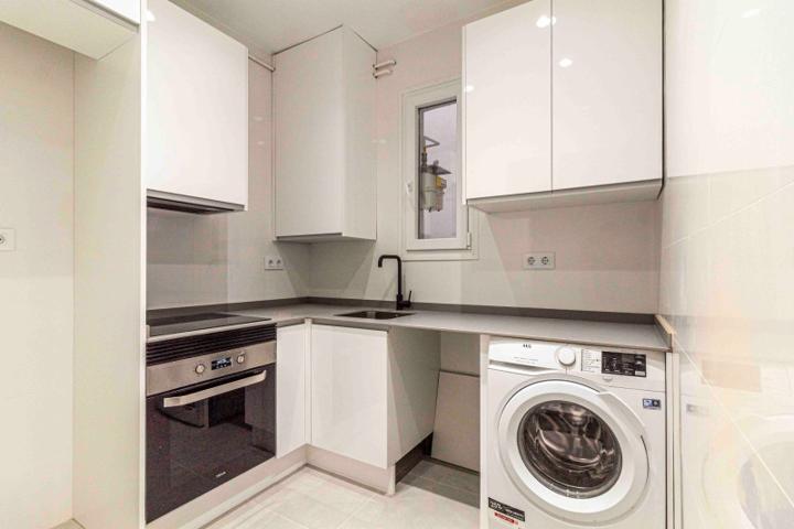 Apartamento en venta en Madrid, SALAMANCA photo 0