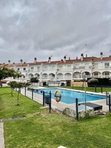 Chalet en venta en Benalmádena, Arroyo De La Miel photo 0