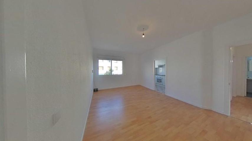 Piso en venta en Barcelona, Barcelona photo 0