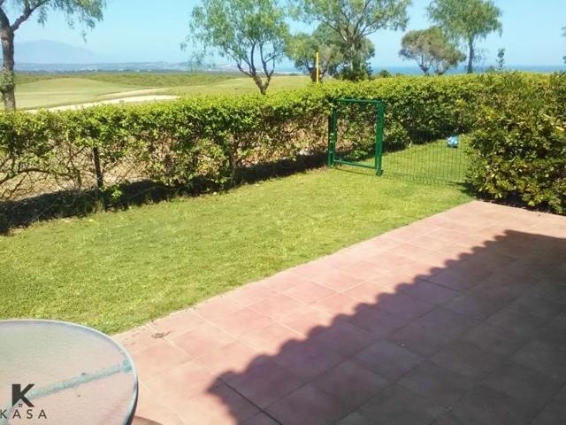 Adosada en venta en San Roque, Alcaidesa photo 0