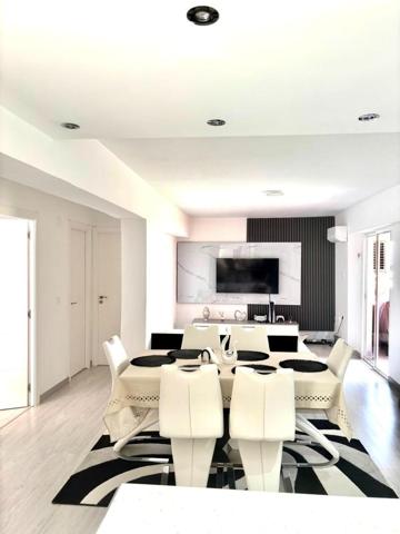 Piso en venta en Valencia, Sant Isidre photo 0