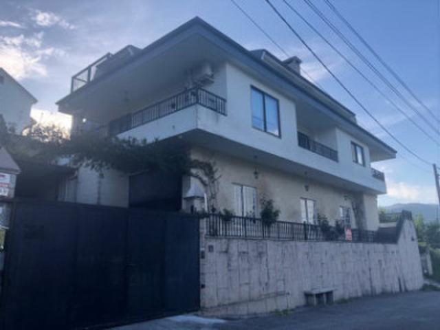 Casa en venta en Poio, Poio photo 0