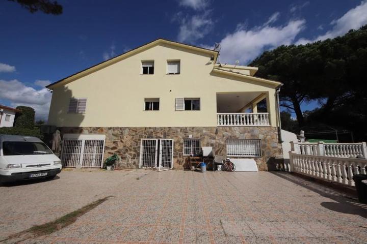 Chalet en venta en Tordera, Niagara parc photo 0