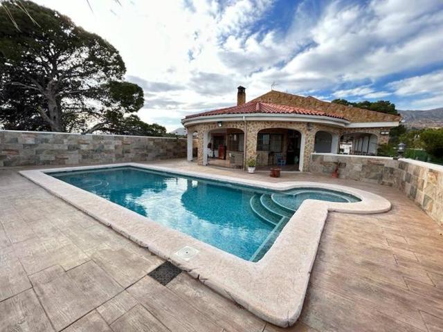 Casa con terreno en venta en Crevillent, San Antonio de la Florida photo 0