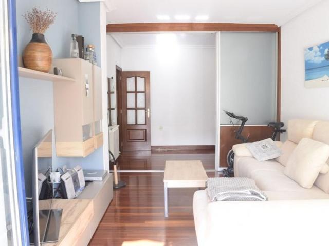 Piso en venta en Mutriku photo 0