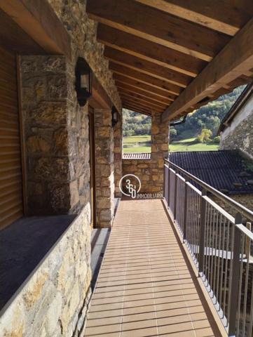 Adosada en venta en Ribera d'Urgellet, Ribera D`Urgellet photo 0