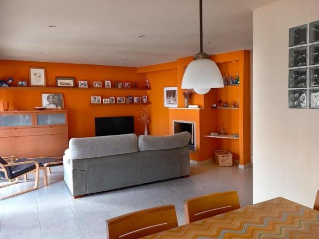 Apartamento en venta en Canet de Mar photo 0