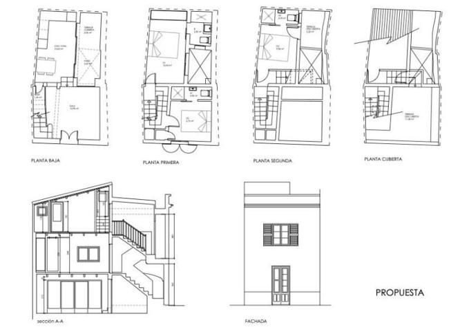 Adosada en venta en Ciutadella de Menorca photo 0