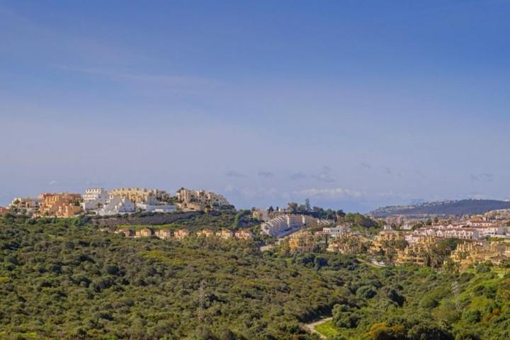 Apartamento en venta en Casares, Casares photo 0