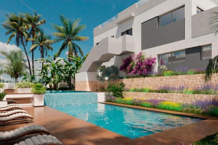 Planta baja en venta en Torrevieja, Los Altos photo 0