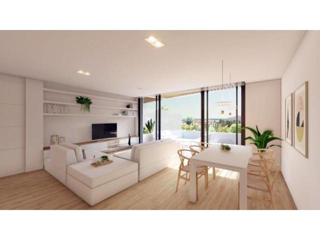 Apartamento en venta en Cartagena, La Manga Club-Atamaría photo 0