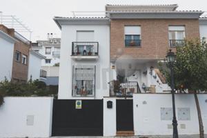 Casa en venta en Huétor Vega, Huetor Vega photo 0