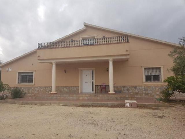 Chalet en venta en Caudete, Caudete photo 0