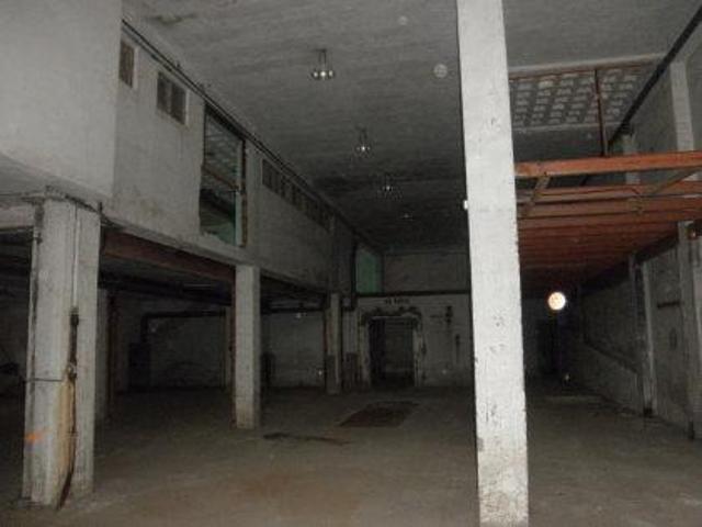 Local comercial en venta en Ferrol, Esteiro photo 0